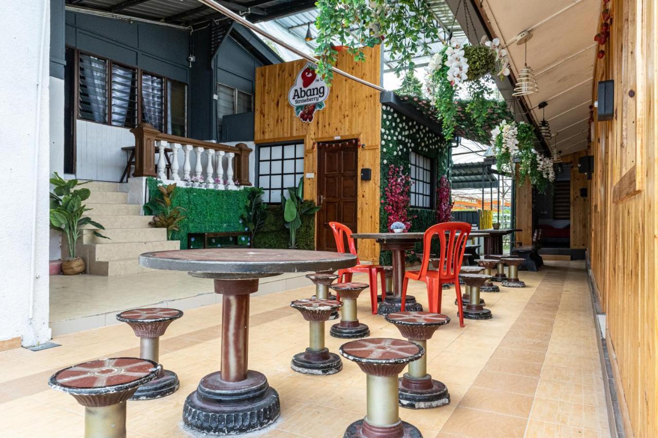 Aiza Homestay Opposite Abang Strawberry Taman Sedia Tanah Rata Exterior photo